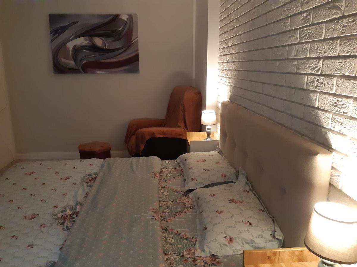 Apart Eric Apartment Calafat Exterior photo