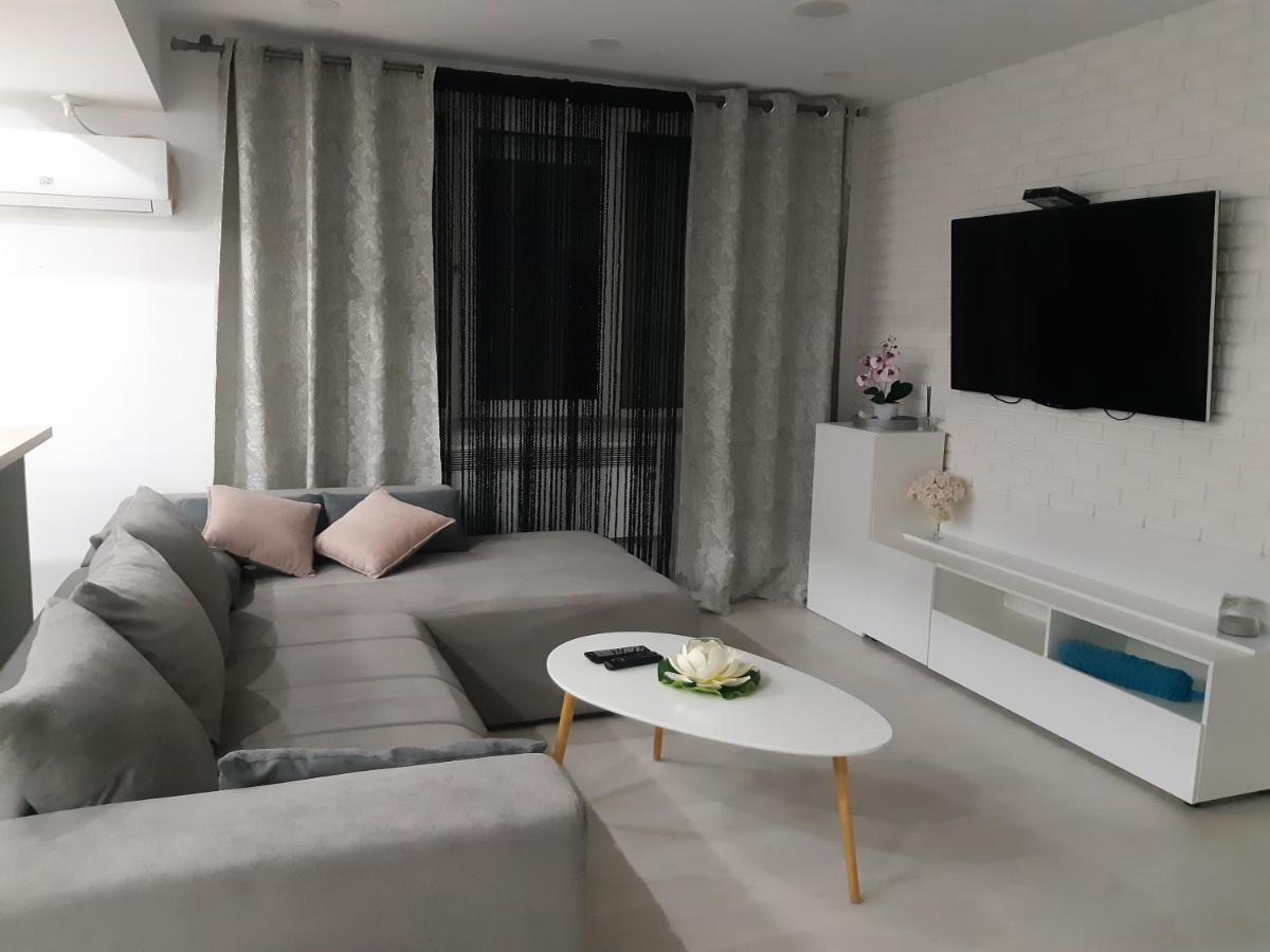 Apart Eric Apartment Calafat Exterior photo